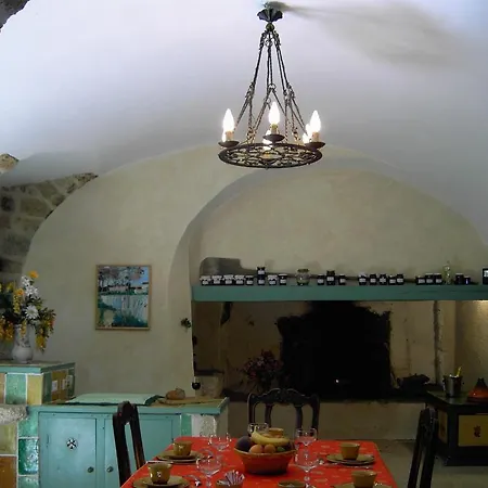 Couette-café Commanderie Templiere De Launac-le-vieux Fabrègues