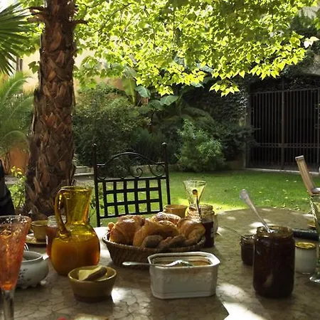 Commanderie Templiere De Launac-le-vieux Couette-café Fabrègues