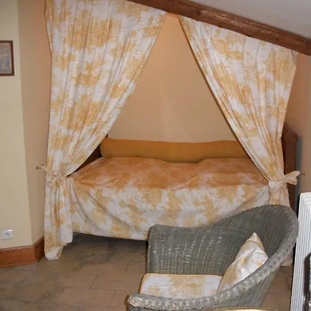 Commanderie Templiere De Launac-le-vieux Couette-café Fabrègues